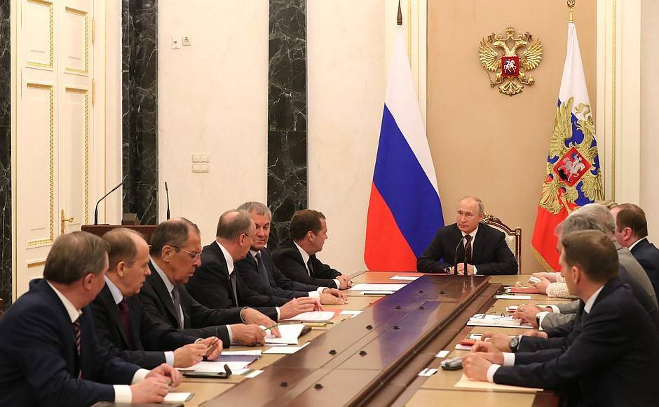Путин провел заседание с Совбезом: на повестке дня саммит ВЕЭС в Нур-Султане