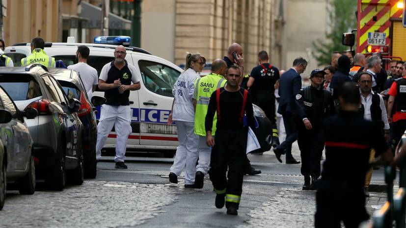 Посольство: россиян среди пострадавших при взрыве в Лионе нет