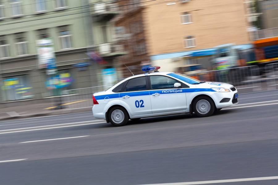 Неизвестные избили мужчину и отобрали мотоцикл в Москве