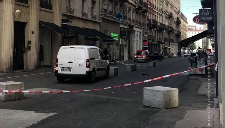 Взрыв в Лионе: заминированный сверток подбросил велосипедист