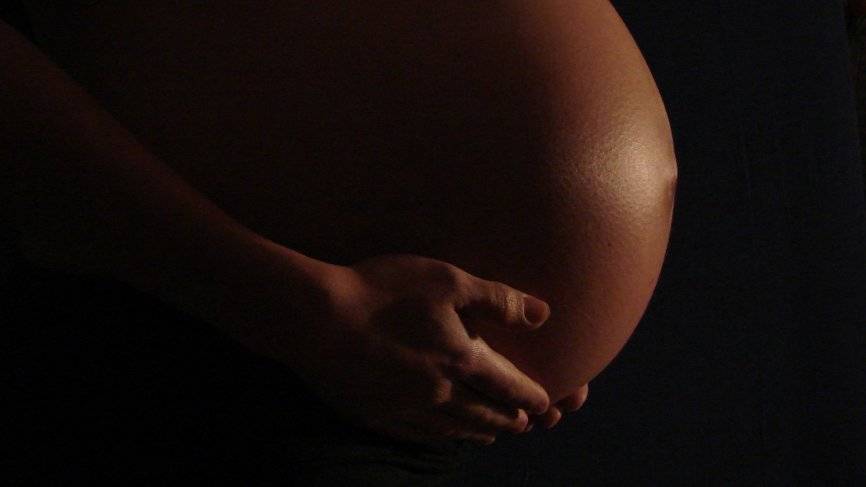 Ученые назвали самые опасные продукты для беременных