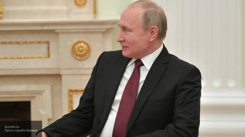 Путин поздравил с Днем Африки глав государств и правительств стран континента