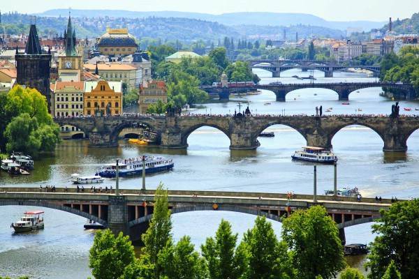 Чехия насчитывает 2000 замков, при этом являясь одной из самых безопасных стран мира