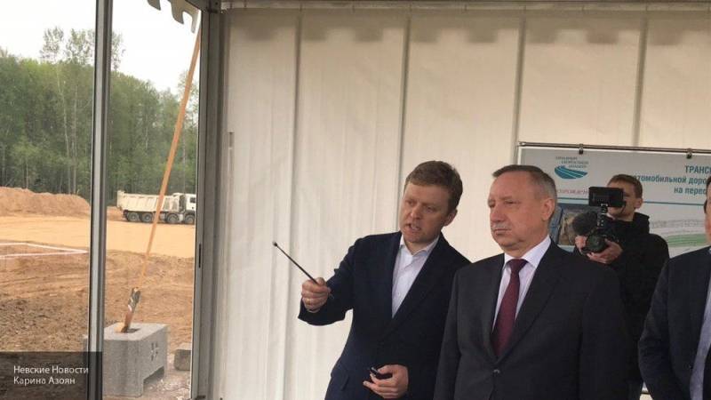 Беглов проверил строительство развязки Нового шоссе в Курортном районе Петербурга