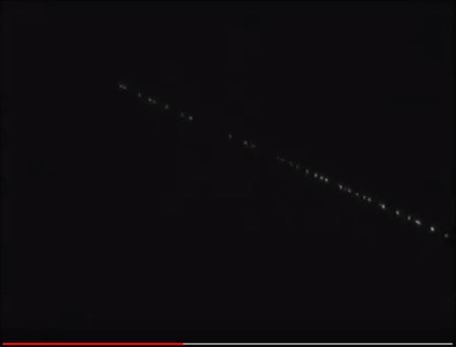 «Паровозик» из 60 спутников Starlink от SpaceX попал на видео