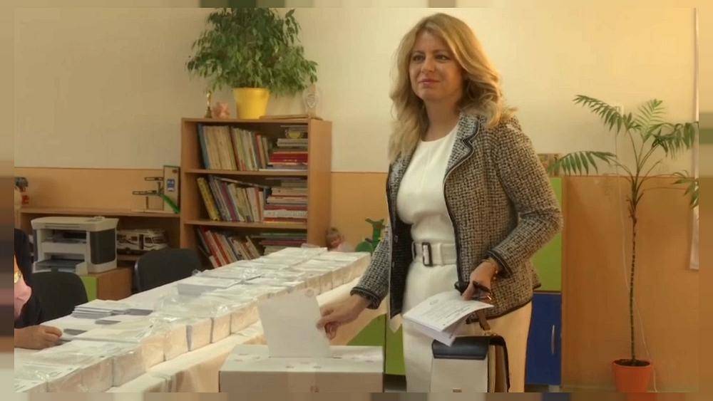 В Словакии проходят выборы в Европарламент