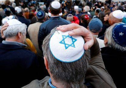 Представитель правительства ФРГ рекомендовал евреям Германии не носить кипу
