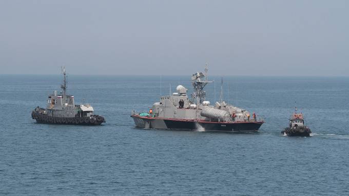 Трибунал ООН: России придётся вернуть арестованных украинских моряков и корабли
