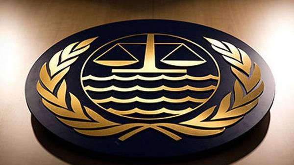 Морской трибунал ООН потребовал от России освободить украинских моряков