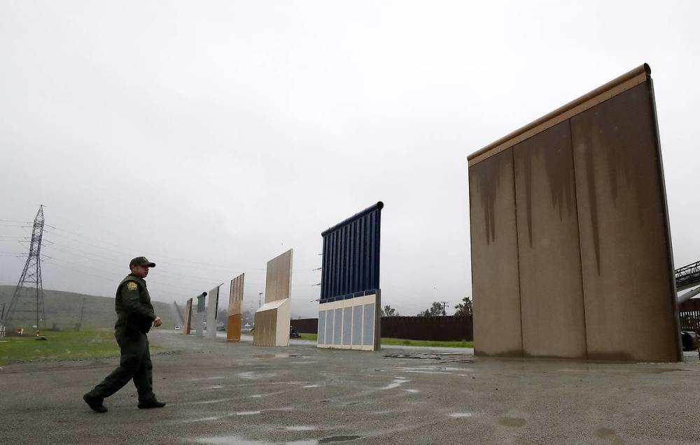 CNN: суд в США заблокировал расход $1 млрд Пентагона на стену на границе с Мексикой