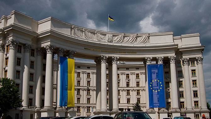 Киев завидует, что спикер российского парламента, в отличие от украинского, может посетить Крым