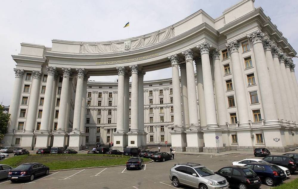 МИД Украины выразил протест России в связи с поездкой Володина в Крым