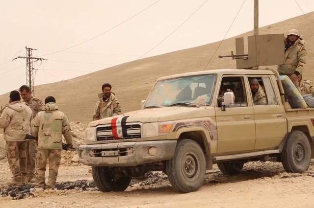 Сирийским военным удалось отбиться от сотен террористов в провинции Хама