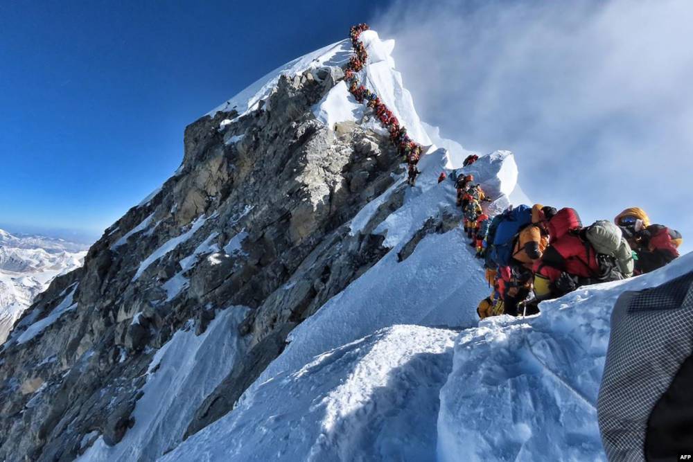 На Эвересте участились случаи гибели альпинистов