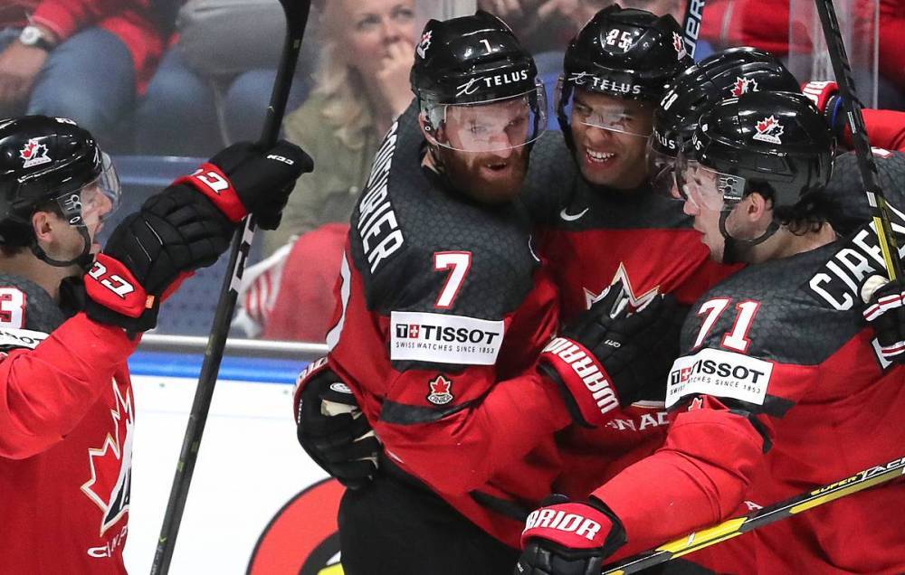 Сборные РФ и Канады так и не сыграли на ЧМ по хоккею.

Финны и канадцы поспорят за золото