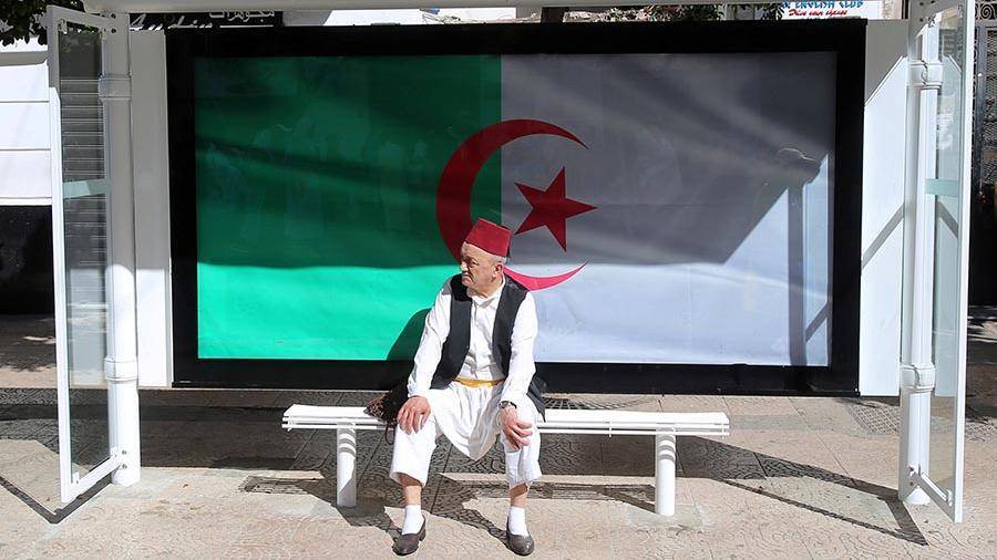 Президентские выборы в Алжире могут перенести из-за отсутствия кандидатов