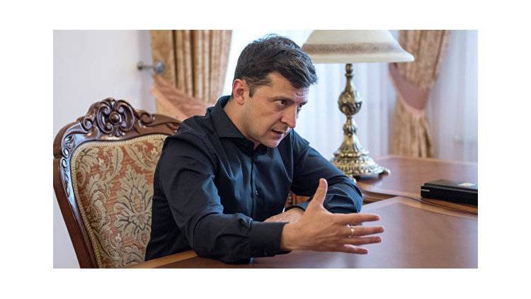 Зеленский пообещал сделать из Украины "базу для покорения мира"