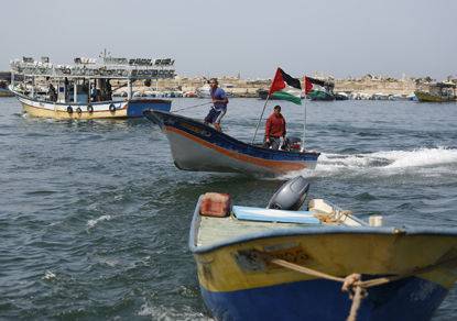Воскресенье стало в Израиле рыбным днем: палестинцам снова расширили зону ловли