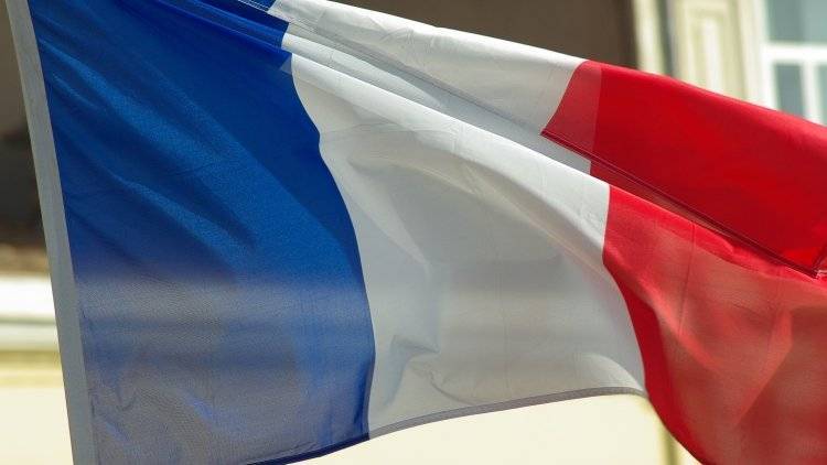 Французский депутат призвал забыть об «антироссийской истерии»
