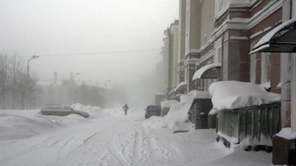 "Климат лютует": Воркута пургует и другие погодные аномалии России - фото