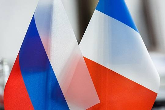 Французский депутат призвал прекратить «антироссийскую истерию»