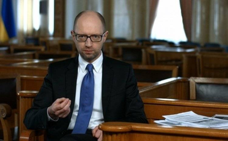 Яценюк требует от Зеленского созвать Совбез ООН после решения морского трибунала