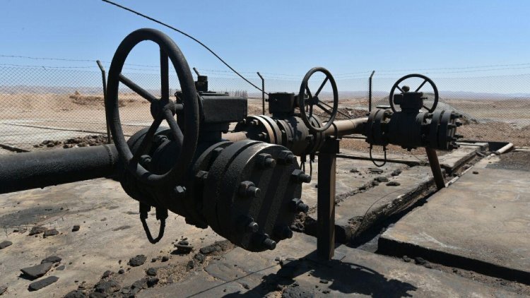 Эксперт связал топливный кризис в Сирии с нелегальной добычей нефти США
