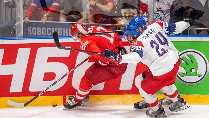 Два периода позади. Российские хоккеисты сравняли счет с чехами