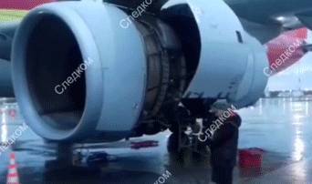 СК проводит проверку после аварийной посадки "Аэробуса" в Пулково.