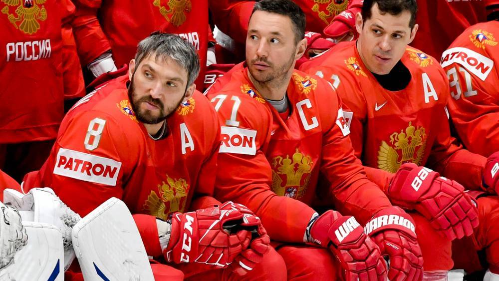 "Вы бились. Иногда это важнее": Наших хоккеистов в России поздравили с ноткой грусти