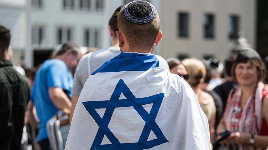 Правительство Германии посоветовало евреям отказаться от ношения кипы