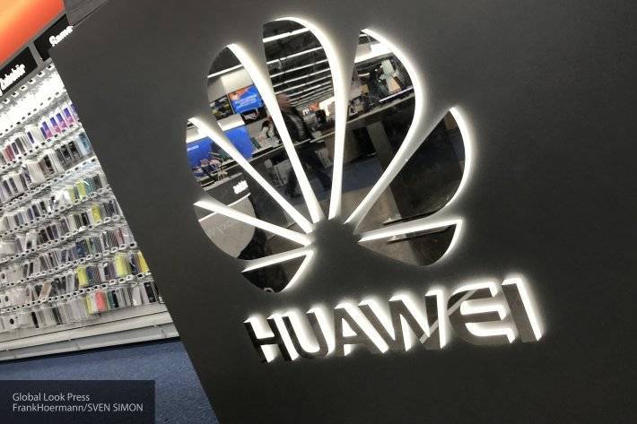 Новые смартфоны Huawei могут выйти на российский рынок с задержкой
