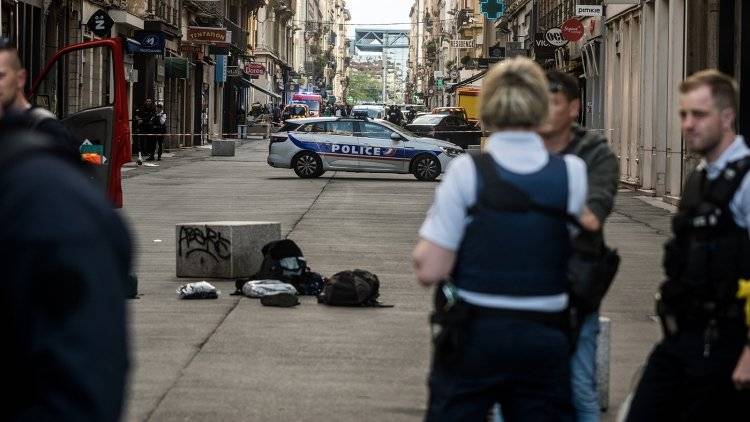 Подозреваемого во взрыве в Лионе задержали во Франции