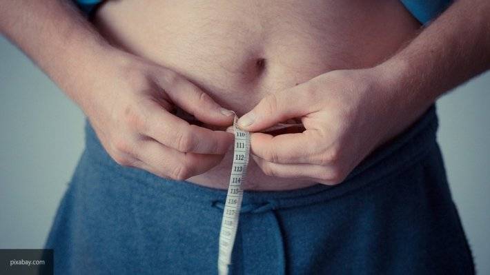 Эксперты назвали пять вредных привычек, мешающих сбросить вес