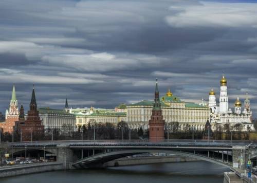Пропасть в развитии городов: Вклад Москвы в экономику России оценили в 54%