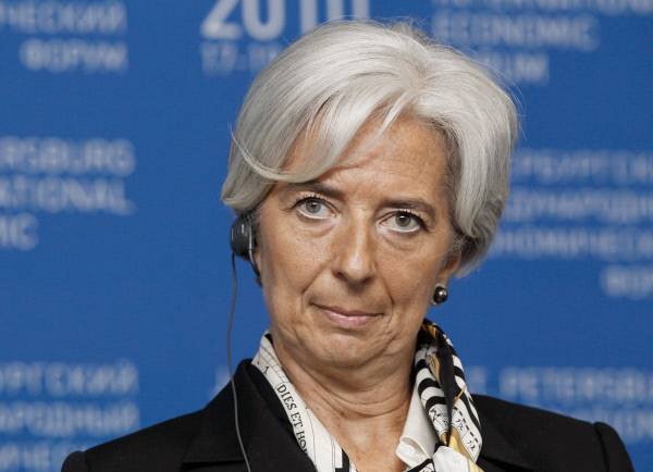 Директор МВФ оценила возможные последствия торговой войны США и Китая