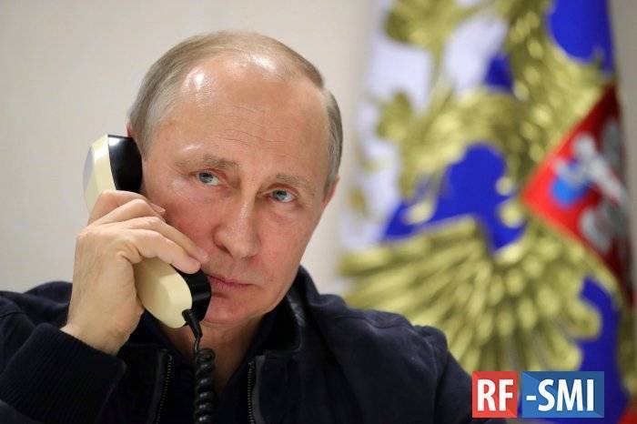 В. Путин, Меркель и Макрон по телефону обсудили ситуацию на Донбассе
