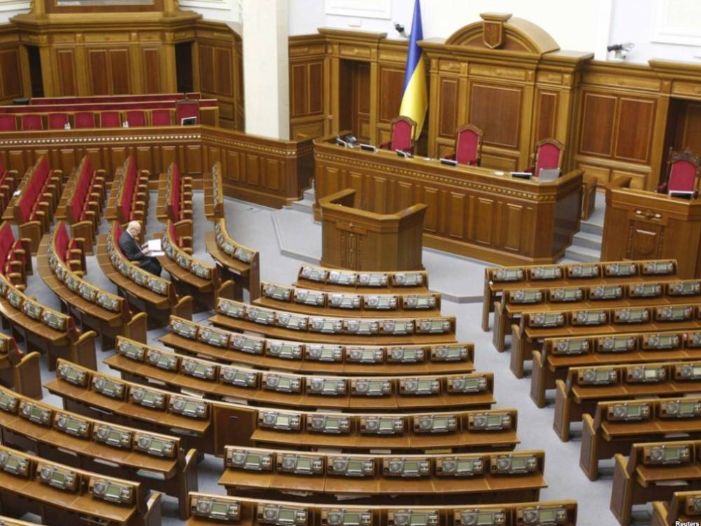 В Киеве признали неспособность Рады принимать важные законы