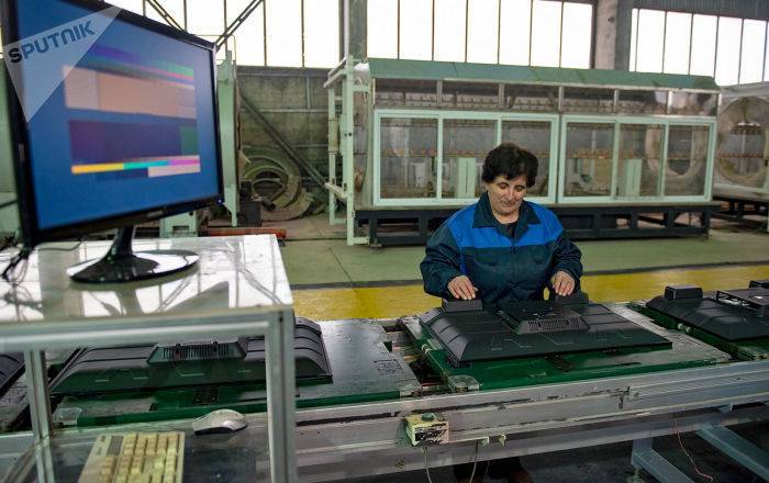 Иранская компания намерена открыть в Армении предприятие по сборке смарт-телевизоров