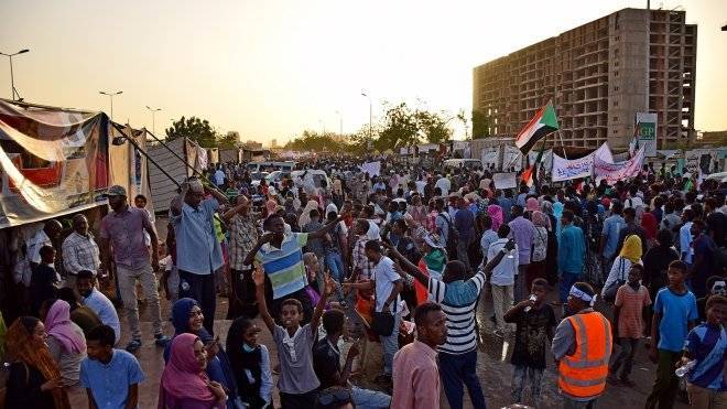 Оппозиция в Судане пока не планирует устраивать забастовку