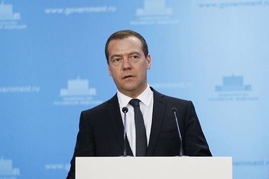 Медведев подписал постановление, которое закрепляет отмену внутрисетевого роуминга