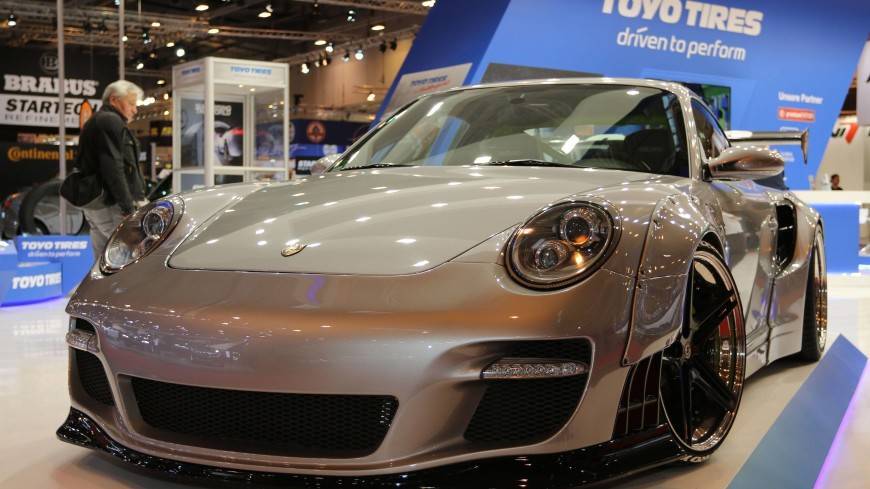 Британец установил мировой рекорд скорости на песке на Porsche 911
