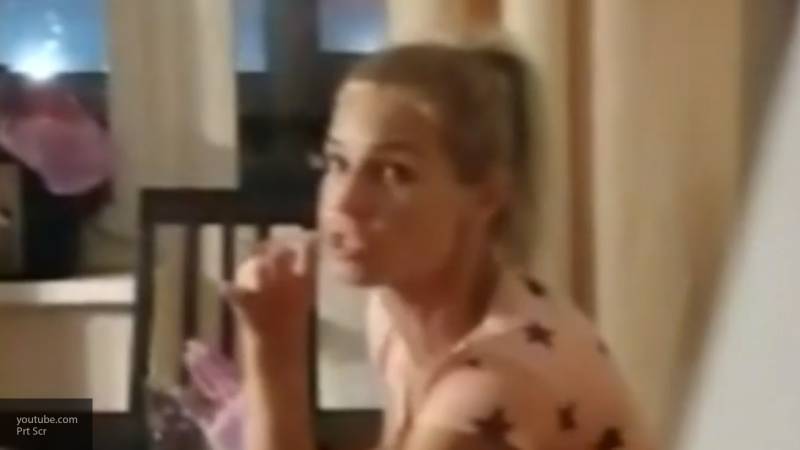 Опубликовано видео допроса женщины, бросившей сына в игровой комнате московского ТЦ