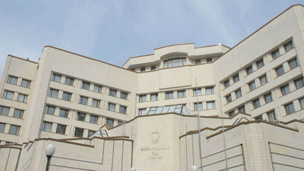 Роспуск состоится: Верховный суд Украины не принял иск к Зеленскому из-за указа о внеочередных выборах в парламент
