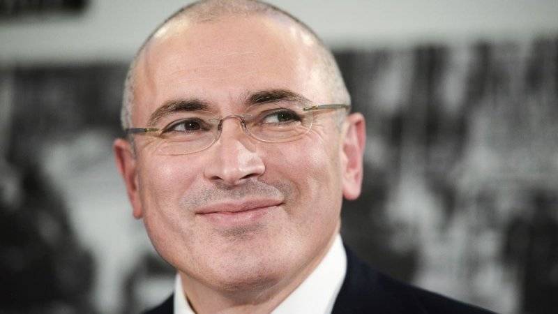 Публицист Осташко упрекнул Ходорковского за попытки облить грязью патриотов России