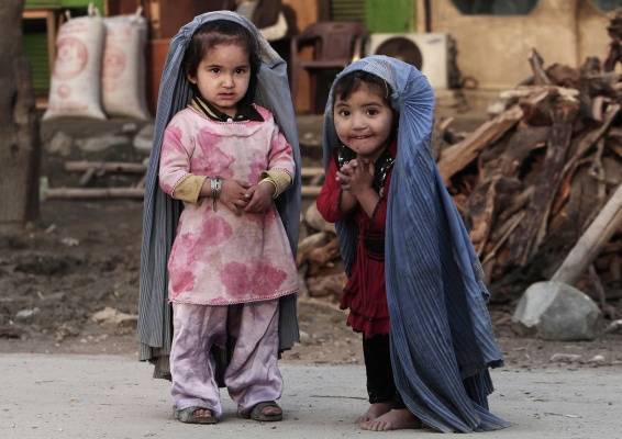 ЮНИСЕФ: На спасение 600 тыс. детей в Афганистане срочно требуется $ 7 млн