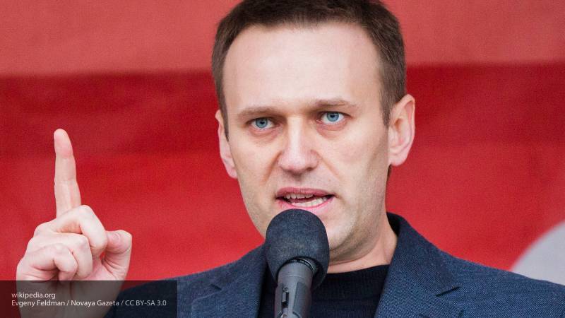 Член ОПГ Навального Волков снова "отличился", составлен протокол