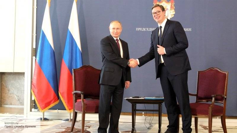 Вучич поблагодарил Путина за поддержку Сербии