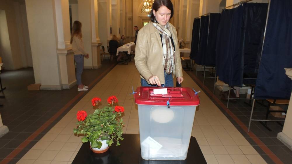 "Европейцы хотят изменений": В МИД РФ объяснили, в чем особенность нынешних выборов в Европарламент
