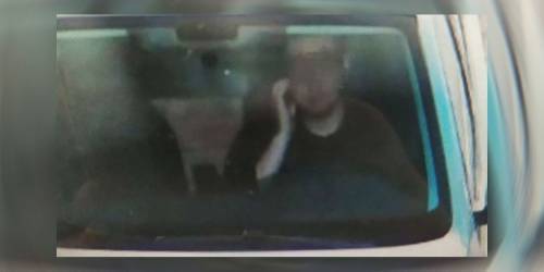 Почесавший лицо водитель получил штраф с дорожной камеры :: Autonews